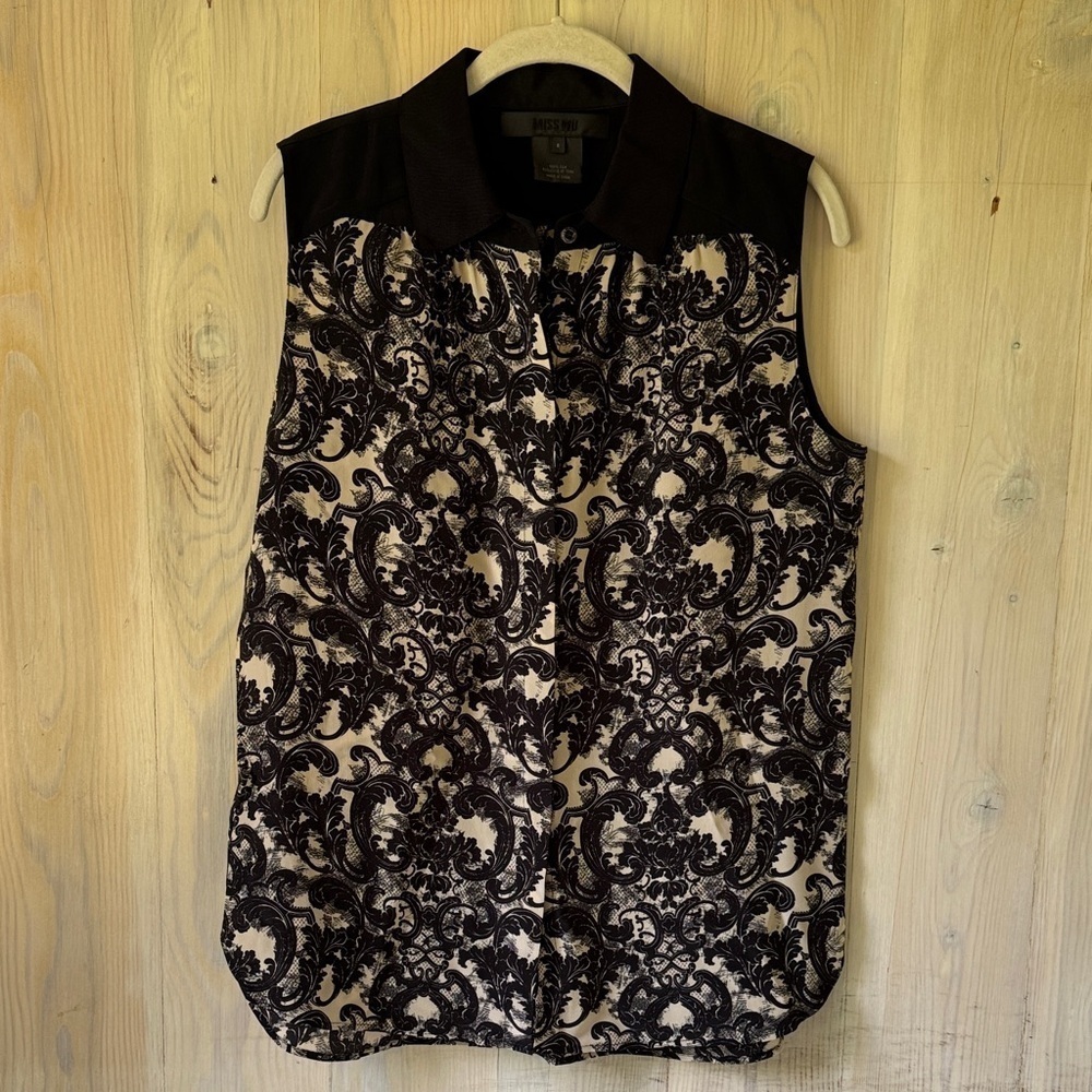 Miss Wu Silk Sleeveless Button Down Blouse Size 8